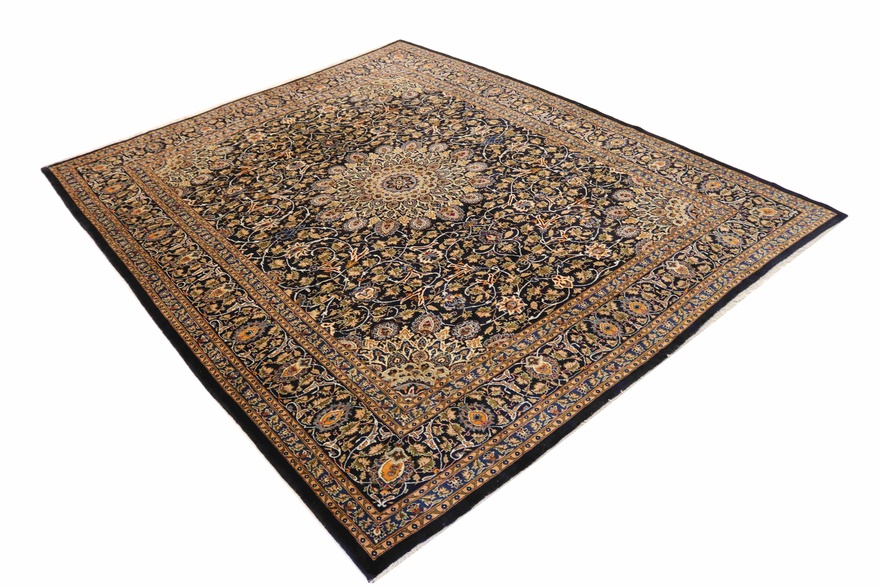 Kashmar Perserteppich aus Iran, 365 × 300 cm