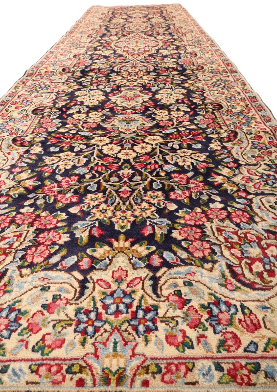 Kerman Perserteppich 376 × 97 cm aus Wolle, handgeknüpft