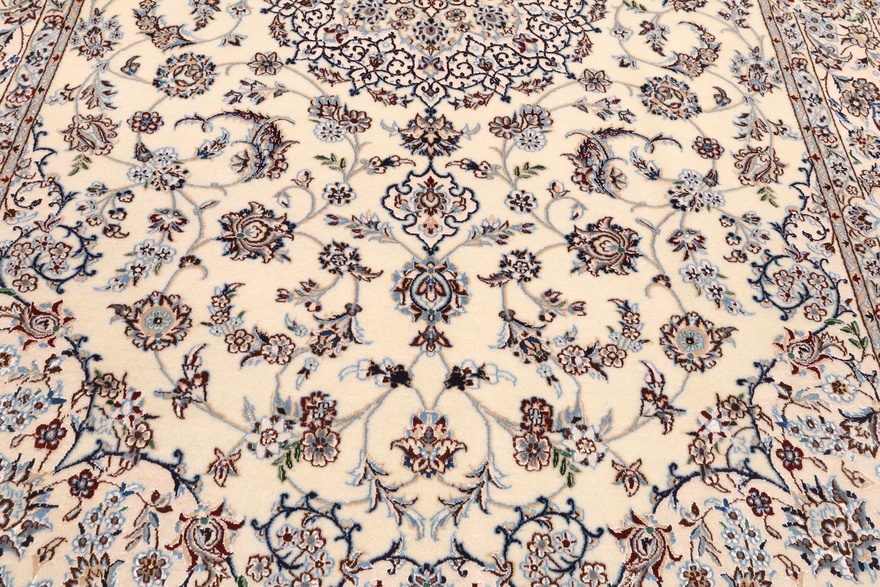 Nain Perserteppich 214 × 143 cm aus Wolle & Seide, handgeknüpft