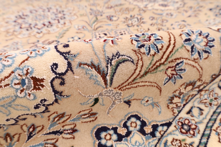perserteppich-229-x-155-cm-wolle-seide-handgeknupft-rot-orange-2 Nain Perserteppich aus Iran, 229 × 155 cm