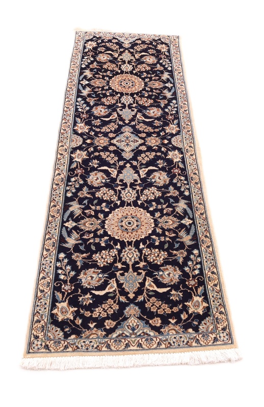 Nain Perserteppich aus Iran, 195 × 58 cm