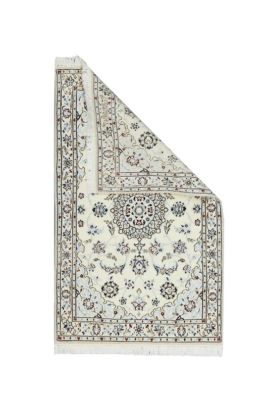Nain Perserteppich 137 × 82 cm aus Wolle & Seide, handgeknüpft