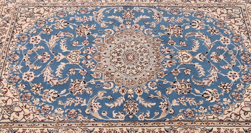 Handgeknüpfter Nain Perserteppich 151 × 106 cm