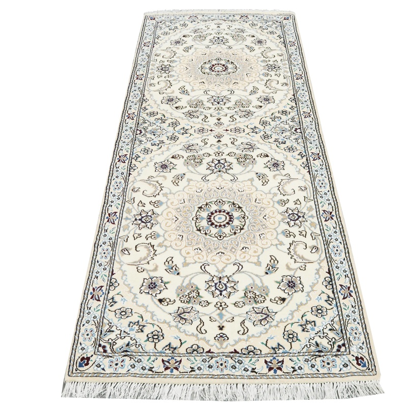 Handgeknüpfter Nain Perserteppich 207 × 83 cm