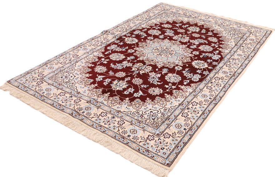 Nain Perserteppich 241 × 153 cm aus Wolle & Seide, handgeknüpft