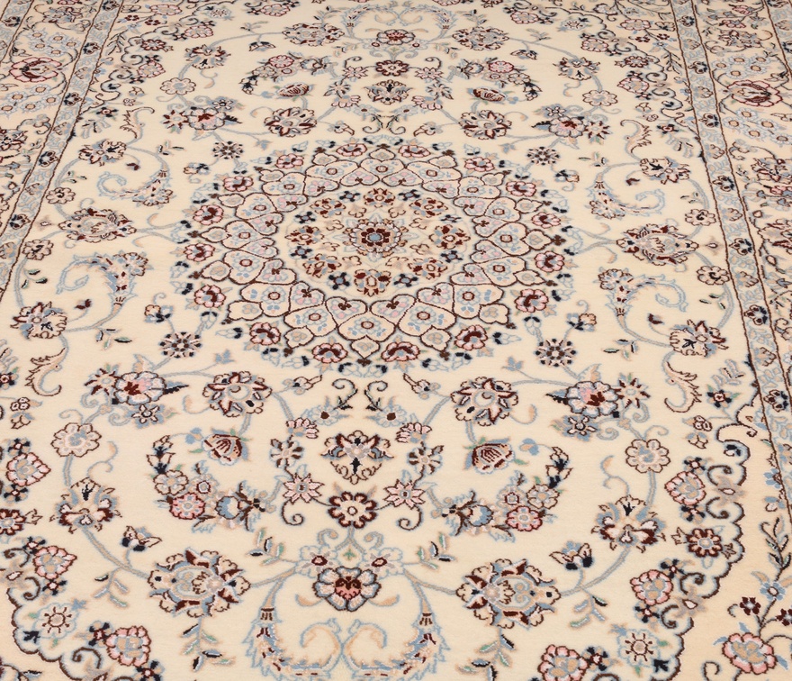 Handgeknüpfter Nain Perserteppich, 253 × 163 cm, Wolle & Seide