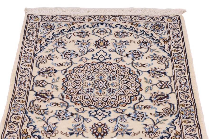 Nain Perserteppich aus Iran, 90 × 60 cm