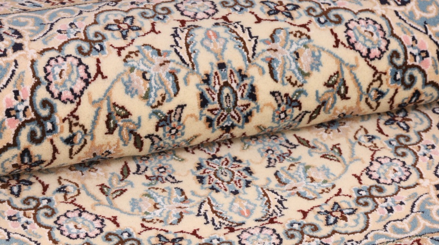 perserteppich-90-x-60-cm-wolle-seide-handgeknupft-nain-1 Handgeknüpfter Nain Perserteppich 90 × 60 cm