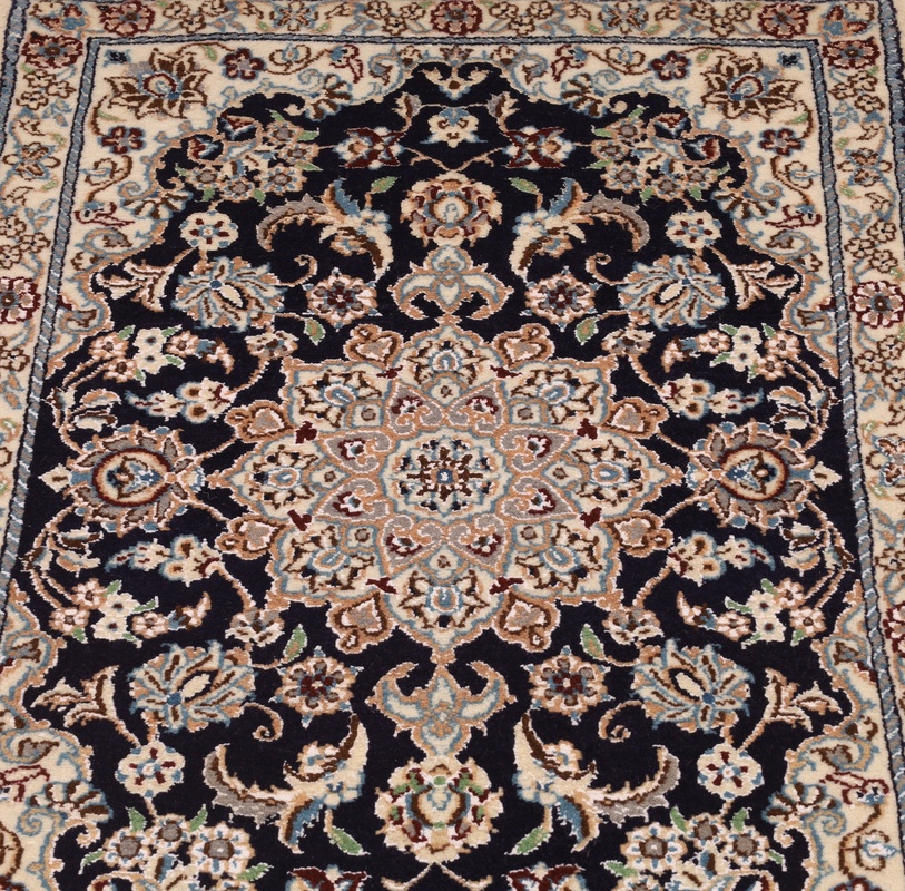 Handgeknüpfter Nain Perserteppich, 90 × 60 cm, Wolle & Seide