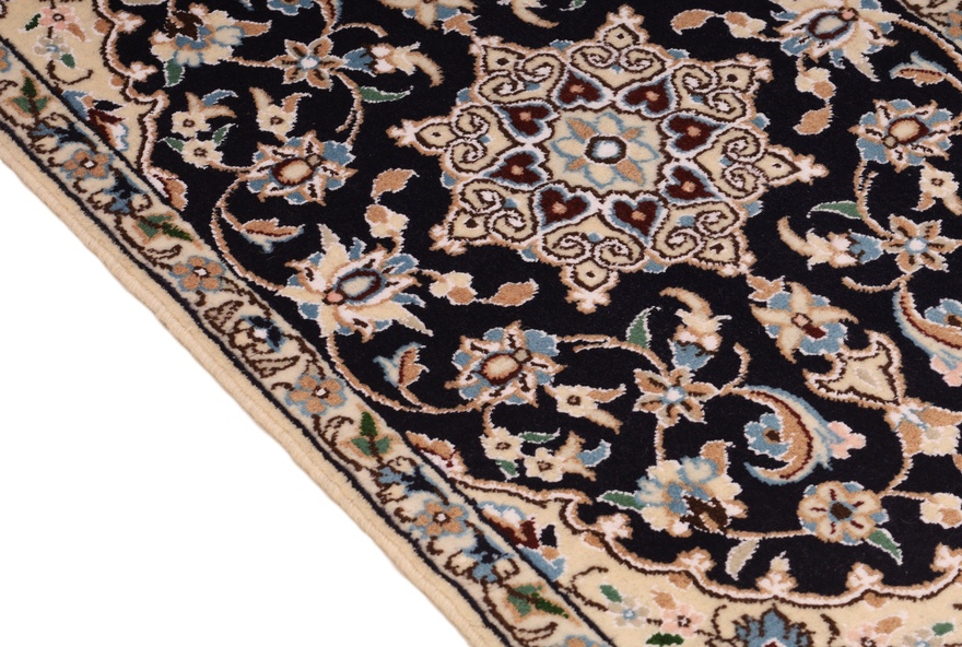 Nain Perserteppich aus Iran, 90 × 60 cm