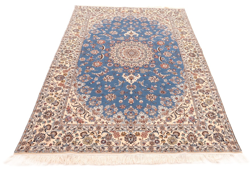 Nain Perserteppich 233 × 156 cm aus Wolle & Seide, handgeknüpft