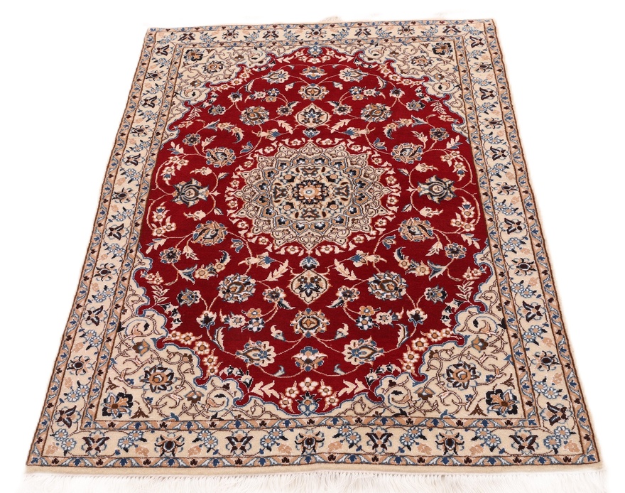 perserteppich-iran-144-x-98-cm-wolle-seide-handgeknupft-rot-2 Nain Perserteppich aus Iran, 144 × 98 cm
