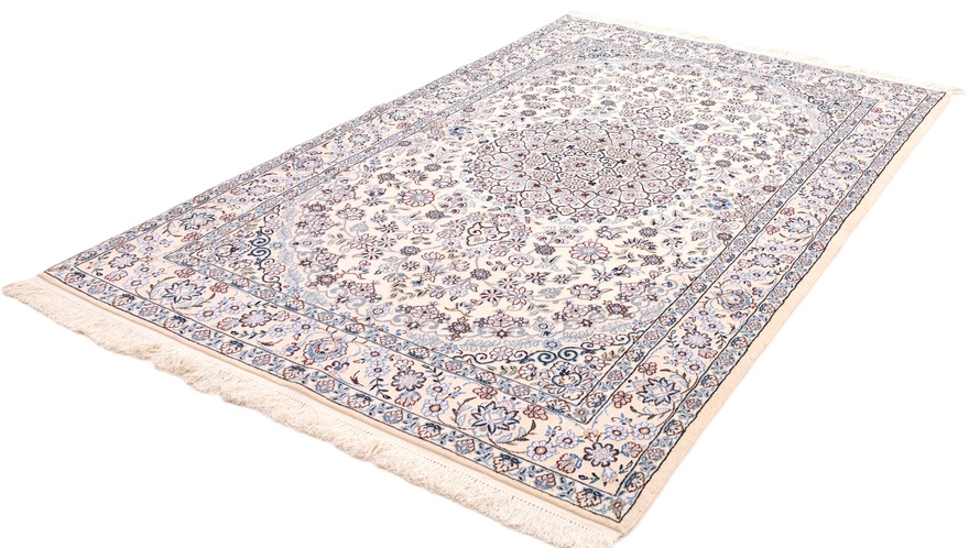 Handgeknüpfter Nain Perserteppich 211 × 130 cm