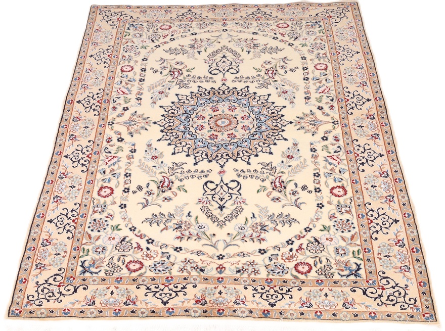 Nain Perserteppich aus Iran, 144 × 100 cm