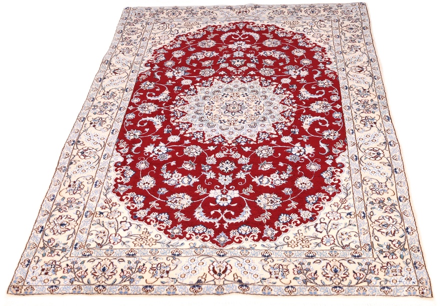 Nain Perserteppich aus Iran, 155 × 116 cm