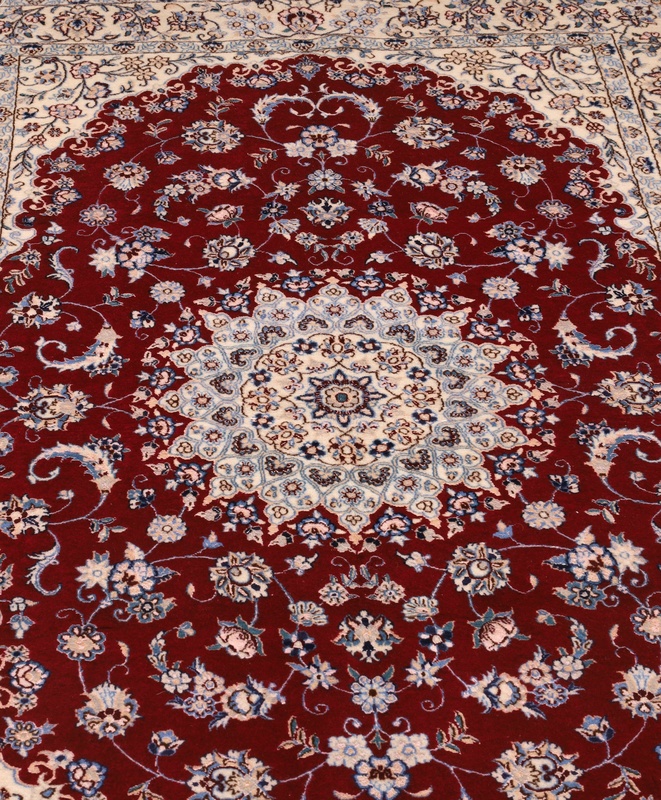 Nain Perserteppich aus Iran, 155 × 116 cm