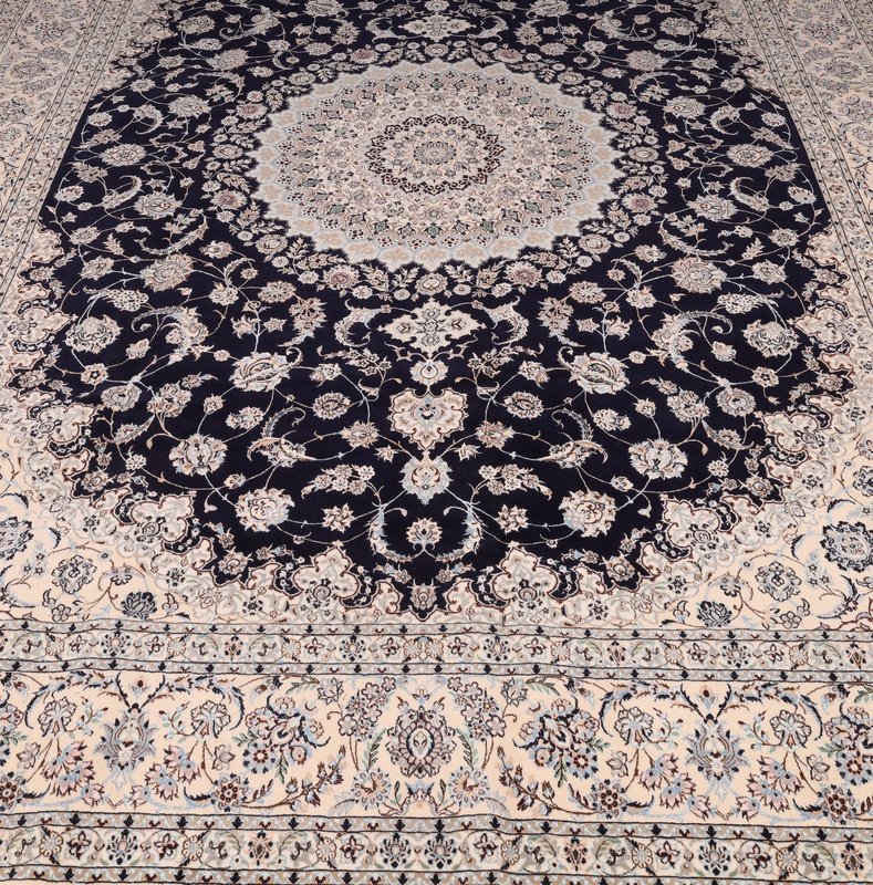 Handgeknüpfter Perserteppich 414 × 311 cm