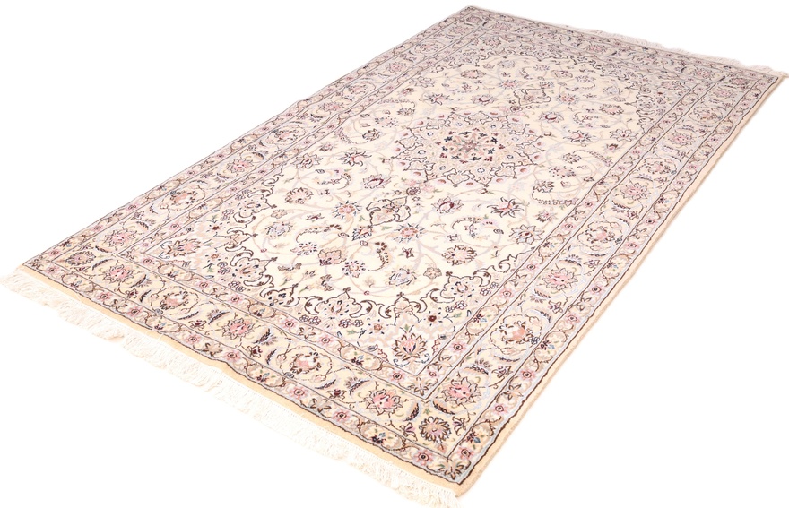 Handgeknüpfter Nain Perserteppich 263 × 154 cm