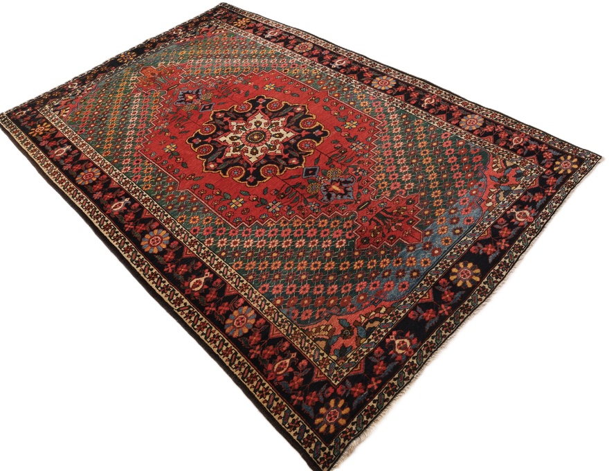Antiker Bakhtiari Perserteppich aus Iran, 224 × 135 cm