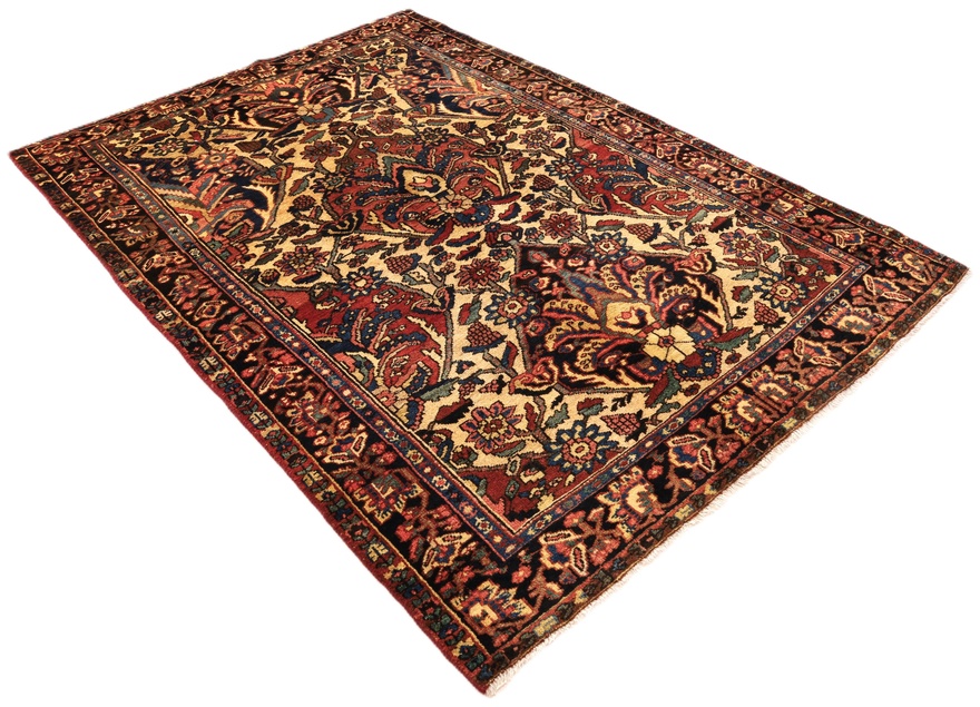 Antiker Bakhtiari Perserteppich aus Iran, 202 × 141 cm