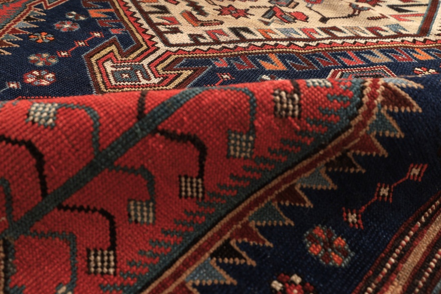 Handgeknüpfter Malayer Perserteppich 209 × 121 cm