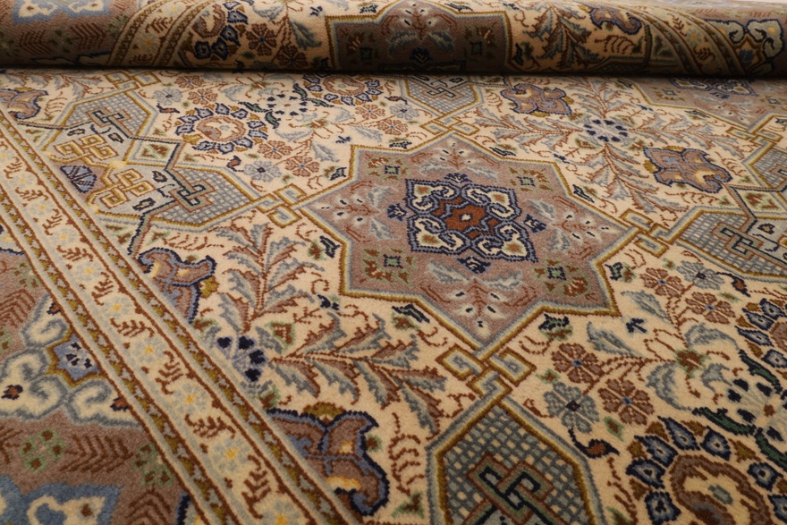 Kashan Perserteppich antik, 198 × 136 cm, Wolle & Seide