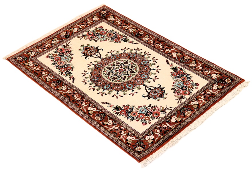 perserteppich-118-x-80-cm-seide-handgeknupft-rot-orange-5 Ghom Perserteppich aus Iran, 118 × 80 cm