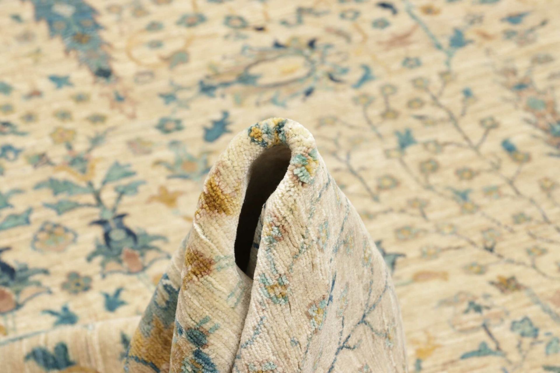 Samarkand Orientteppich 274 × 366 cm aus Wolle, handgeknüpft