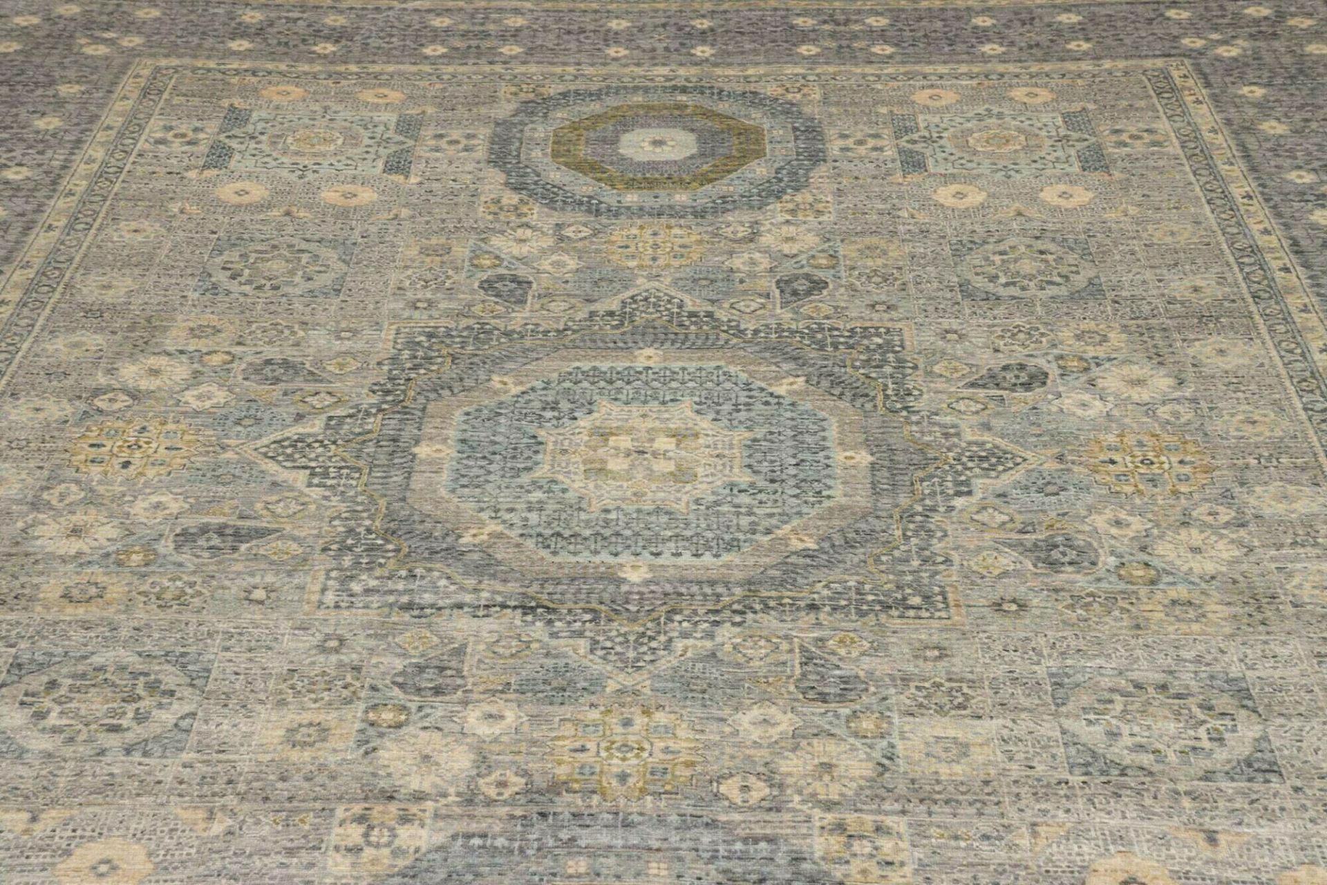 Handgeknüpfter Mamluk Orientteppich 276 × 367 cm