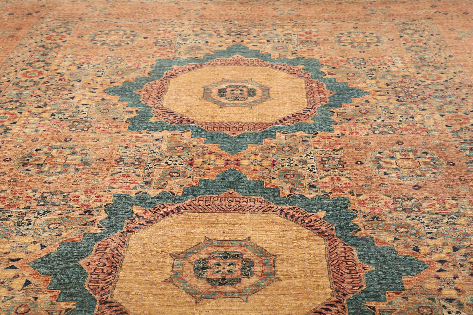Mamluk Orientteppich 306 × 429 cm aus Wolle, handgeknüpft