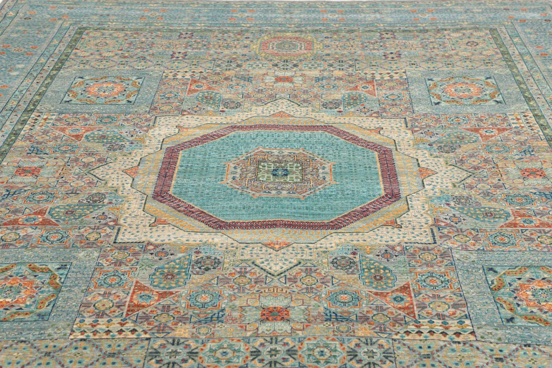 Mamluk Orientteppich 279 × 376 cm aus Wolle, handgeknüpft