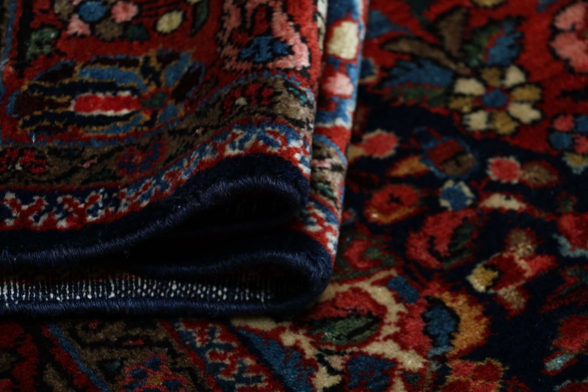 Antiker Perserteppich aus Iran, 147 × 220 cm