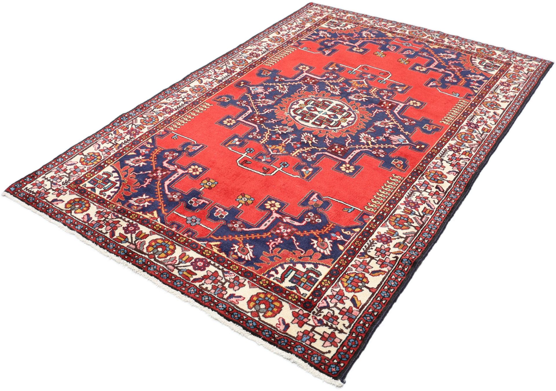 Handgeknüpfter Perserteppich 132 × 195 cm