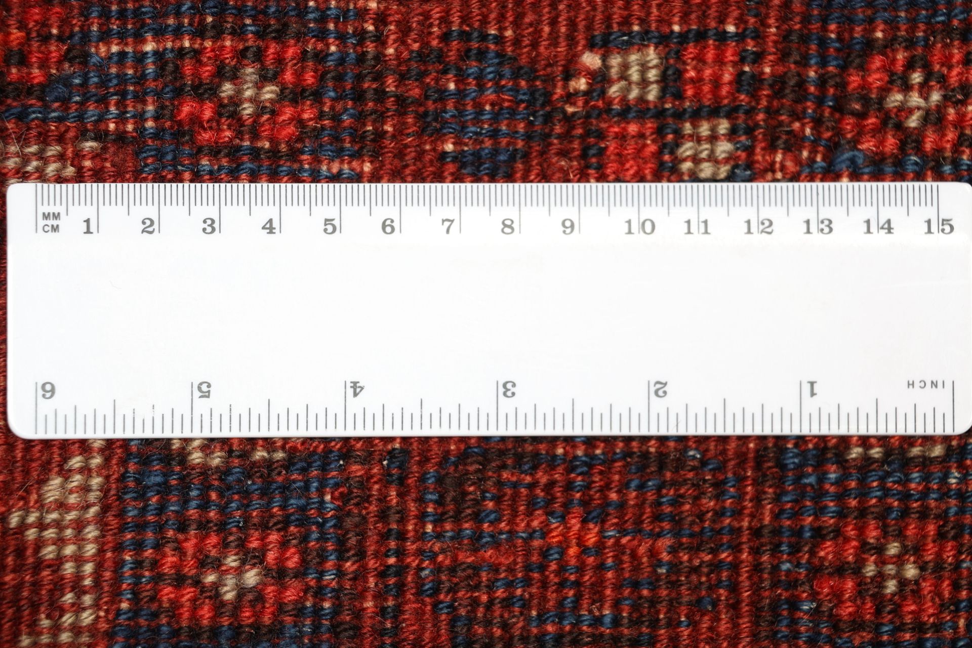 Perserteppich aus Iran, 127 × 215 cm