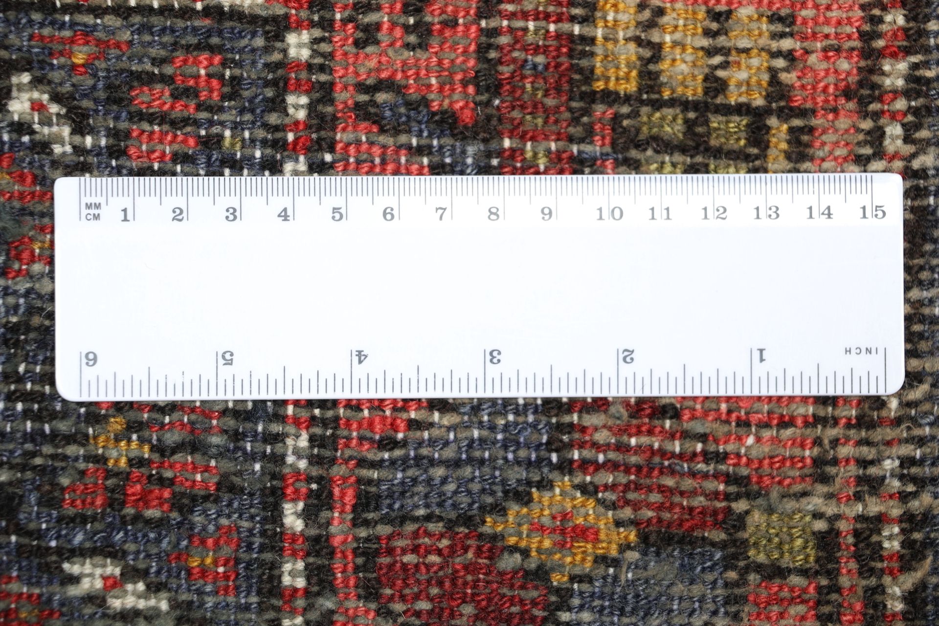 Perserteppich 136 × 210 cm aus Wolle, handgeknüpft