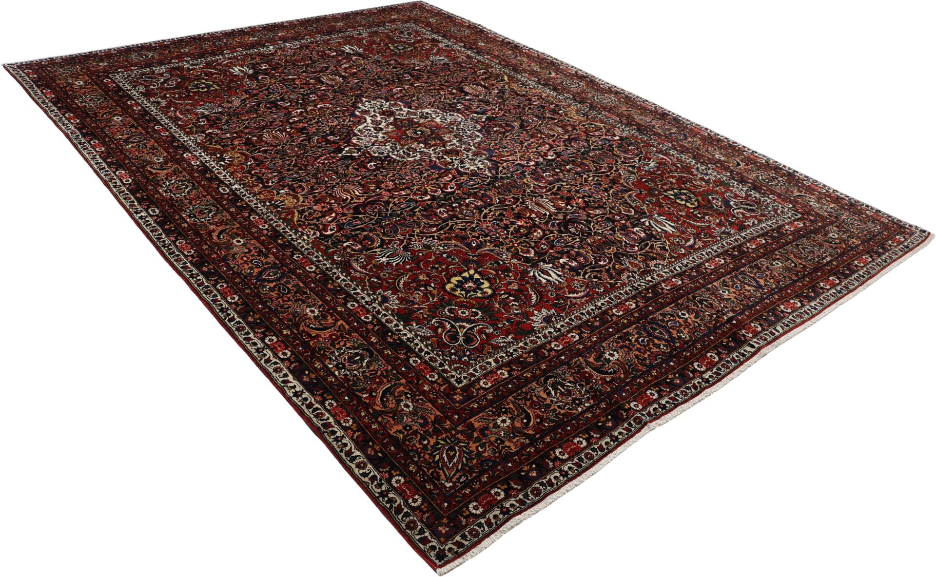 Bakhtiari Perserteppich 328 × 440 cm aus Wolle, handgeknüpft
