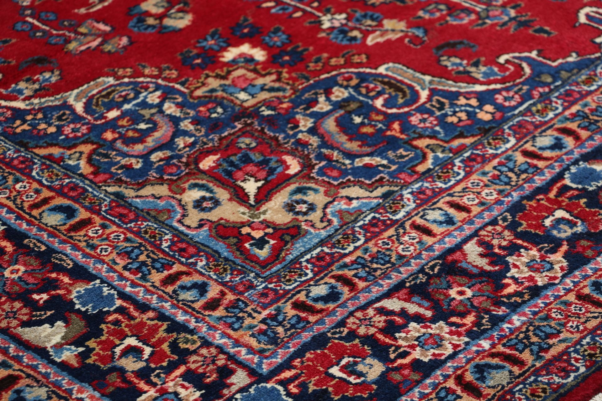 Handgeknüpfter Mashhad Perserteppich 190 × 295 cm