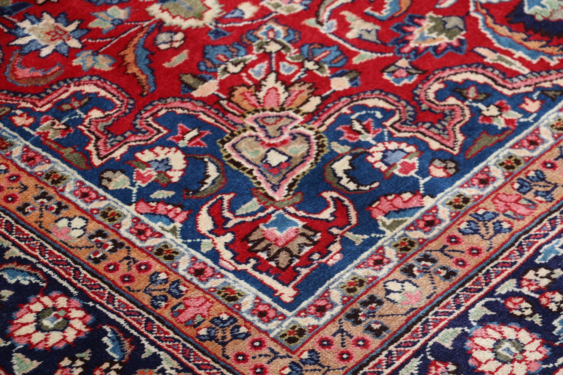 Mashhad Perserteppich 200 × 293 cm aus Wolle, handgeknüpft