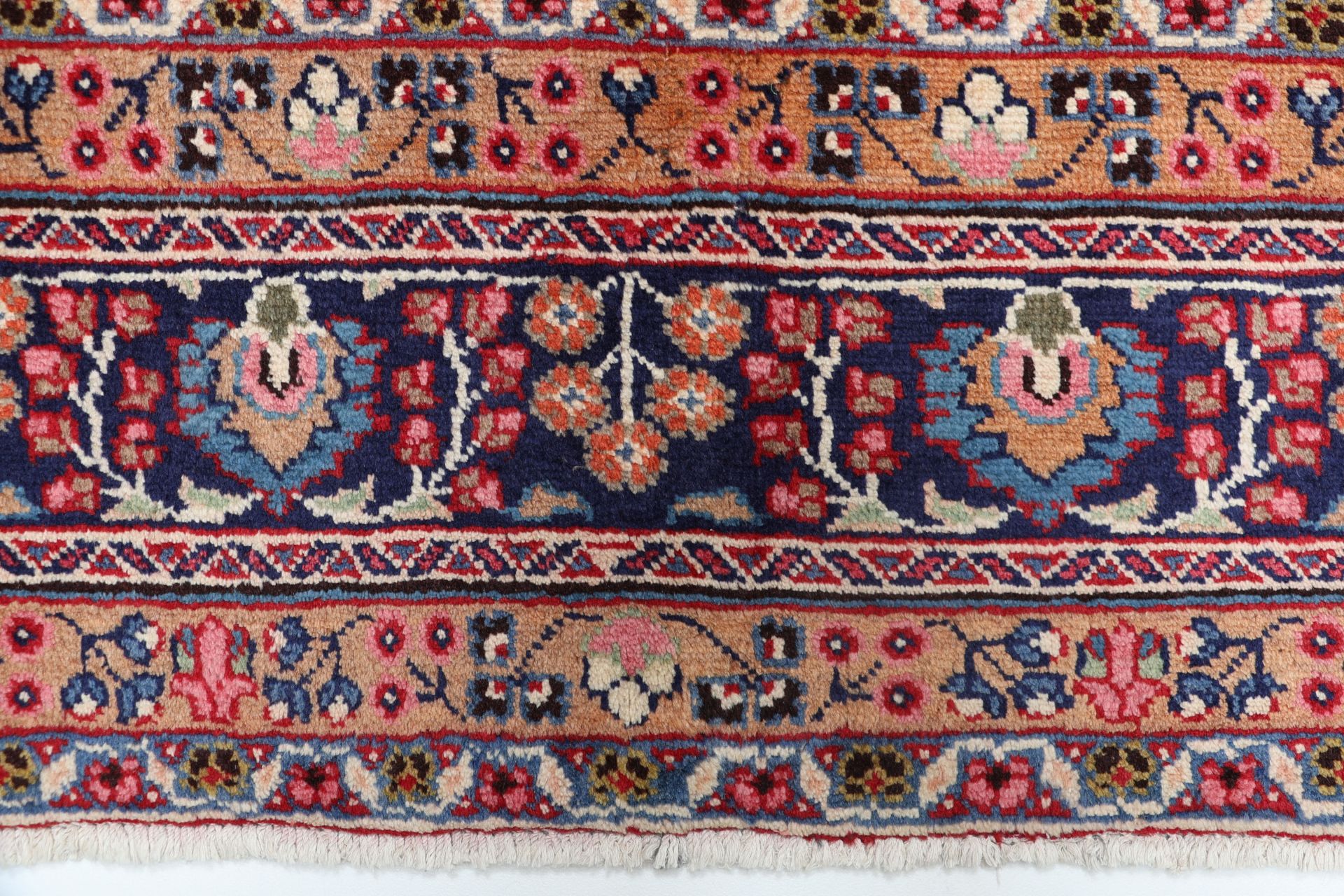 Mashhad Perserteppich 200 × 293 cm aus Wolle, handgeknüpft