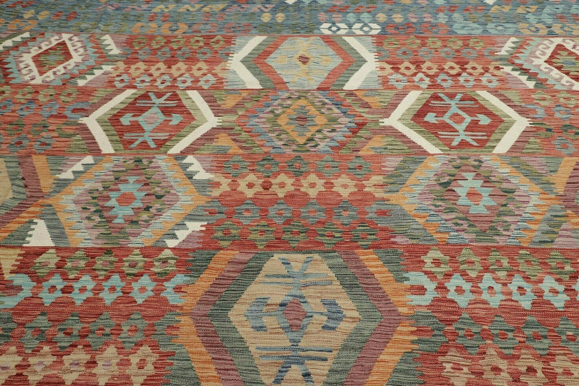 Handgewebter Kelim 403 × 595 cm