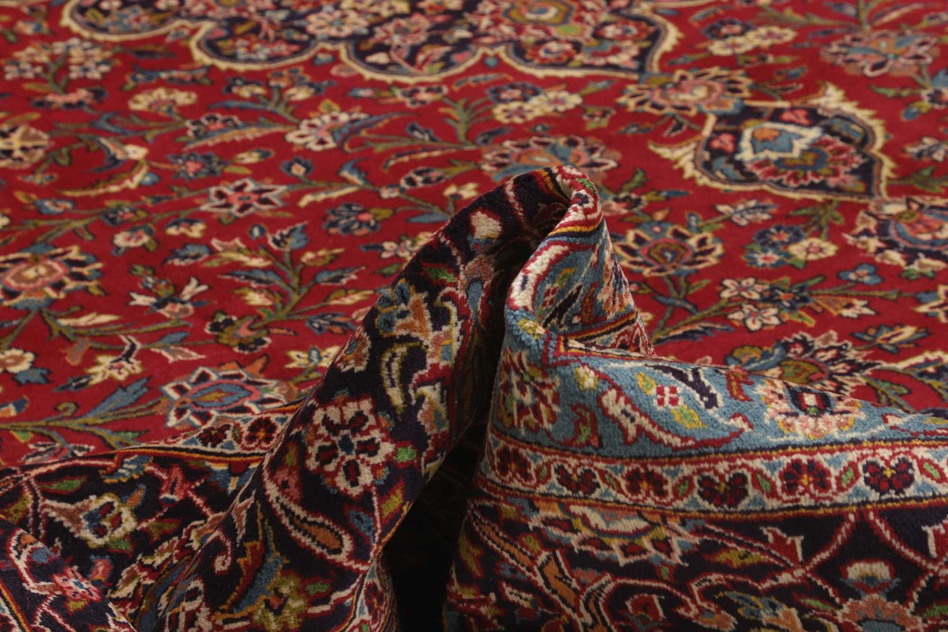 Kashan Perserteppich 361 × 557 cm aus Wolle, handgeknüpft