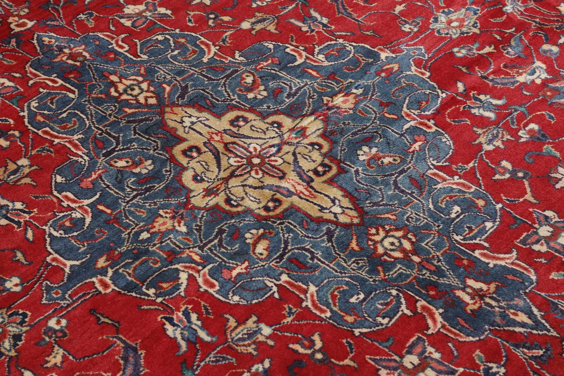 Handgeknüpfter Perserteppich 313 × 515 cm