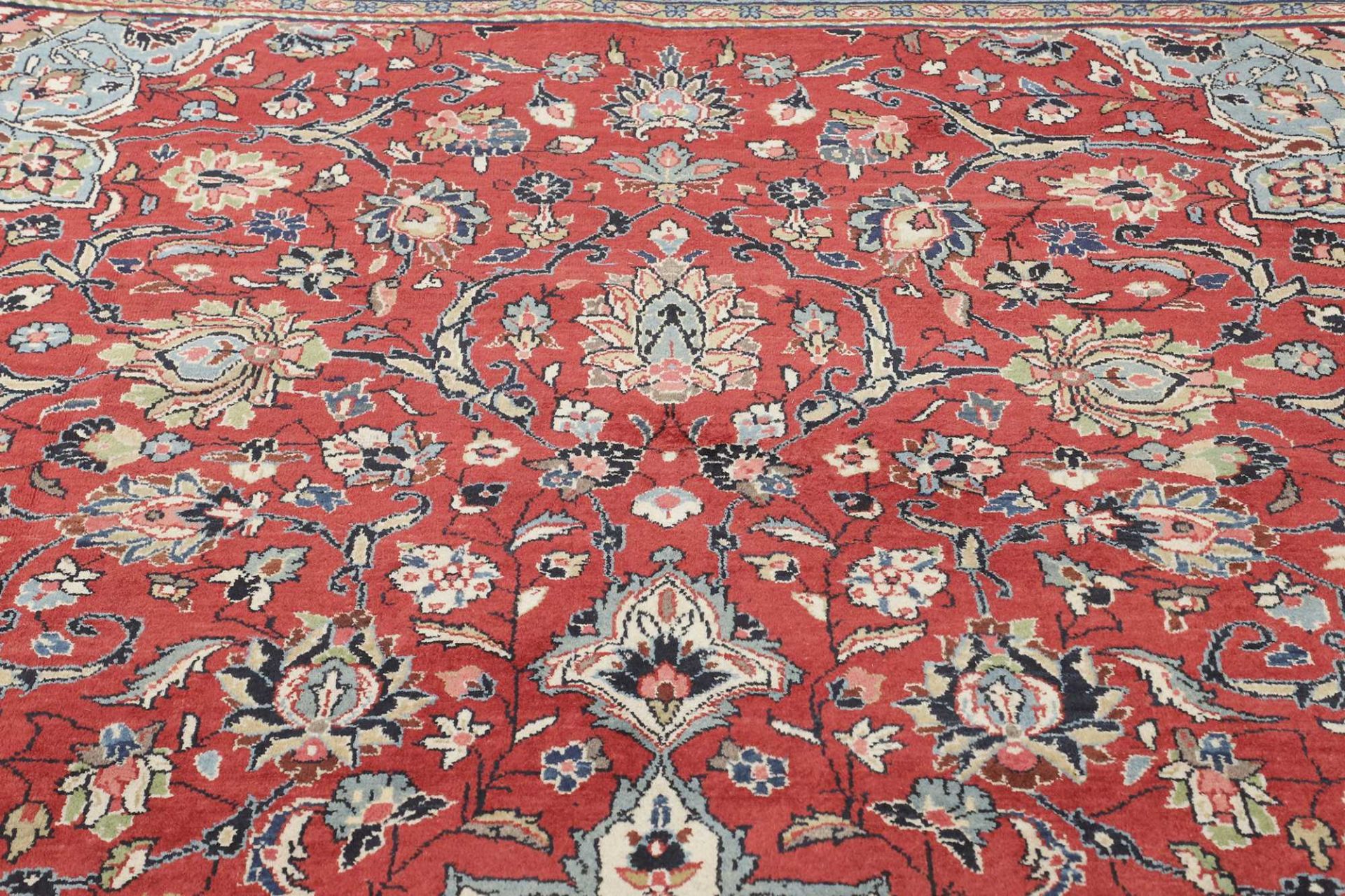 Perserteppich aus Iran, 321 × 509 cm