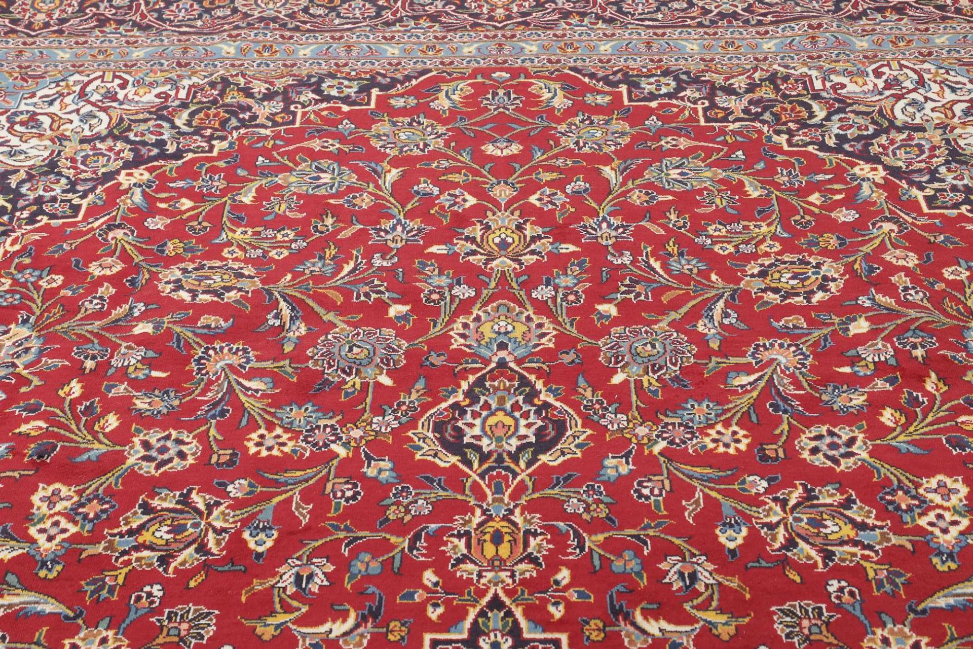 Handgeknüpfter Kashan Perserteppich 311 × 502 cm