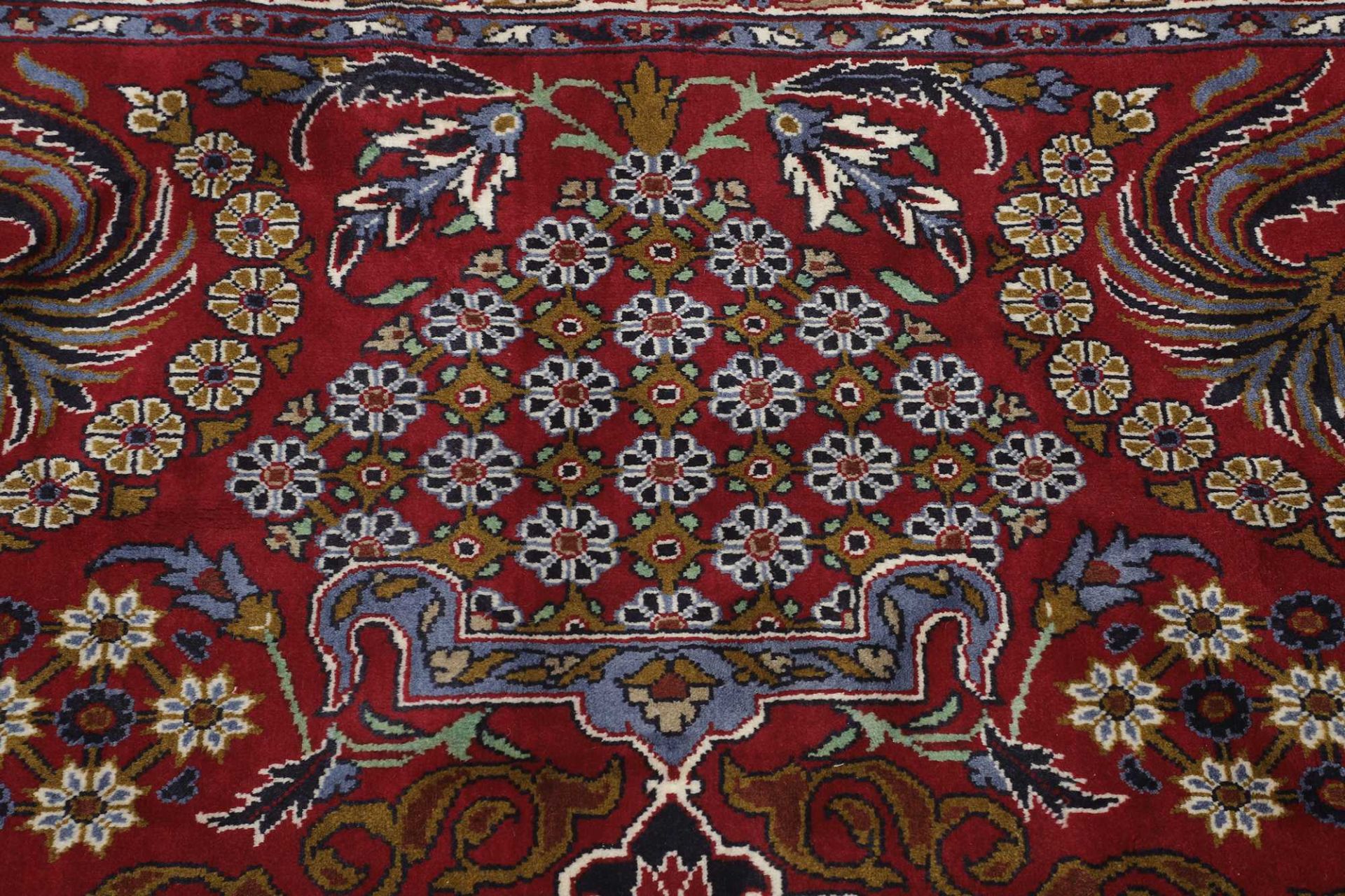 Handgeknüpfter Perserteppich 295 × 514 cm