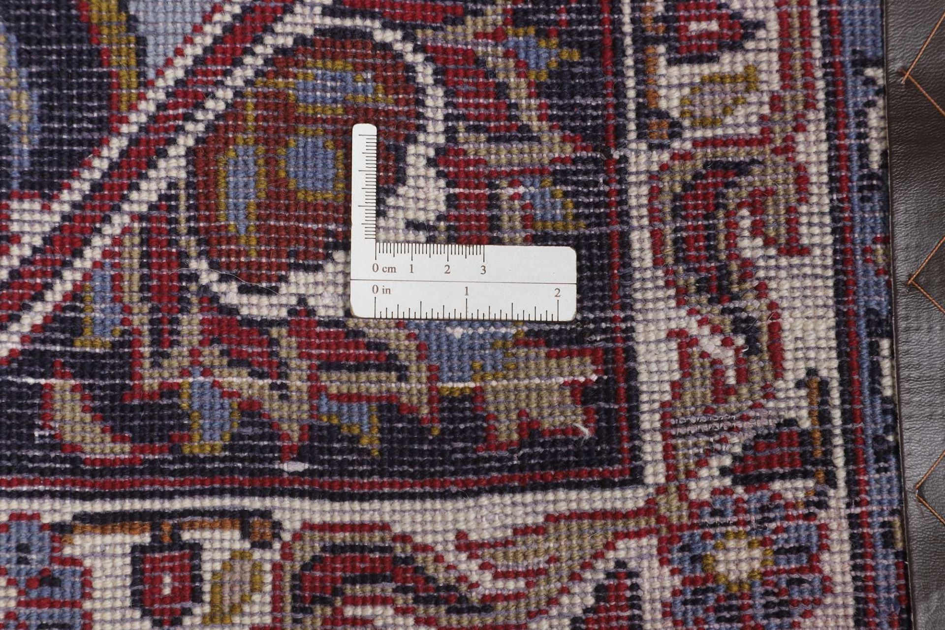 Handgeknüpfter Perserteppich 295 × 514 cm