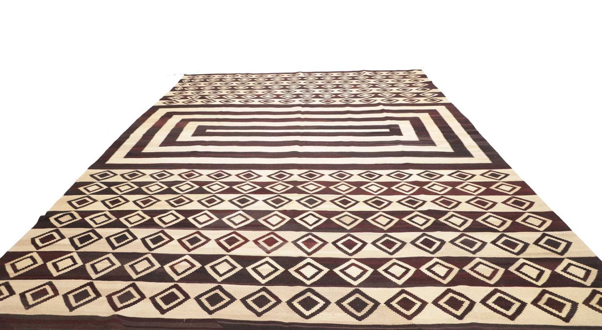 Kelim Perserteppich 334 × 429 cm aus Wolle, handgewebt