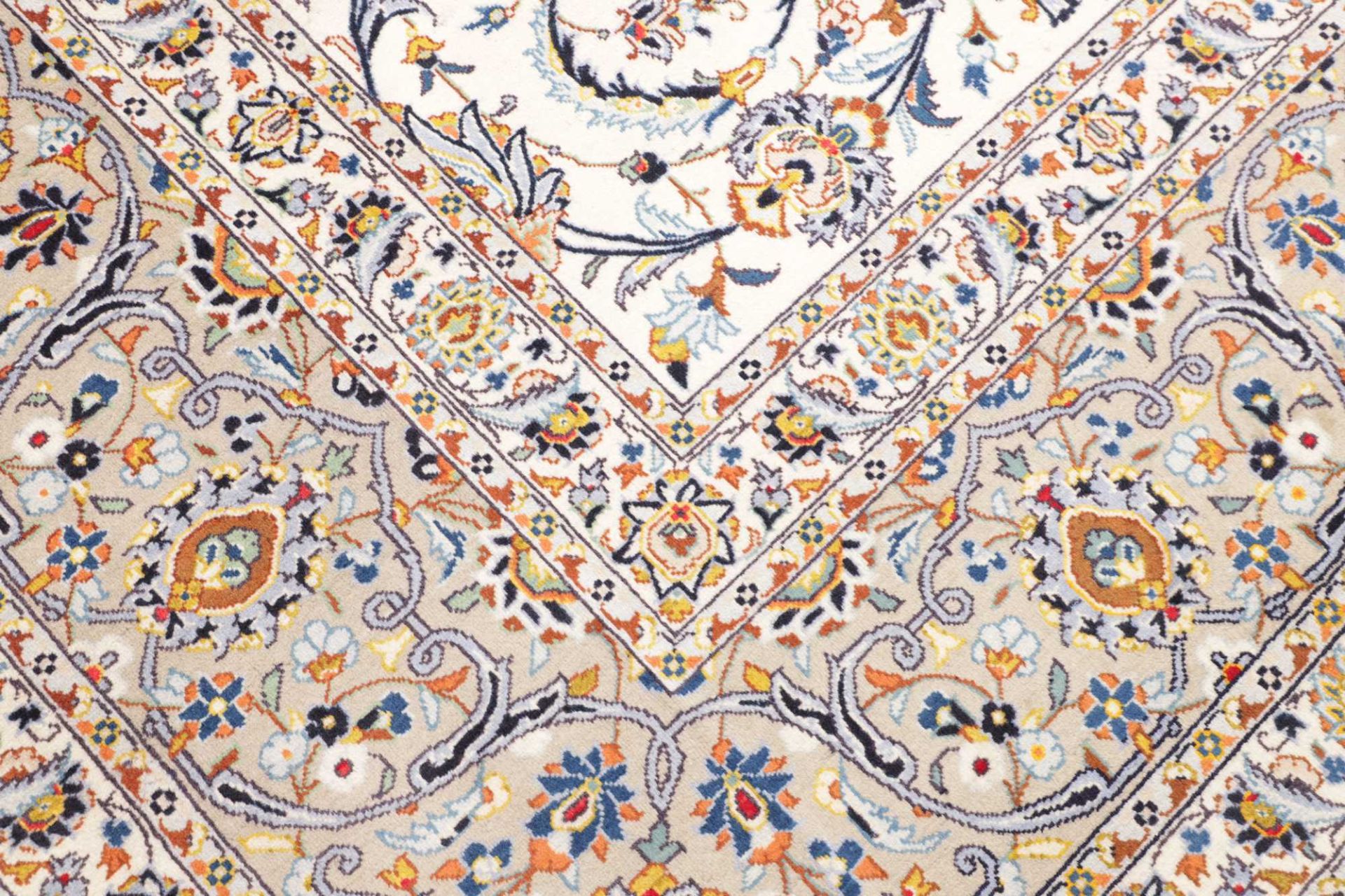 Kashan Perserteppich aus Iran, 309 × 429 cm