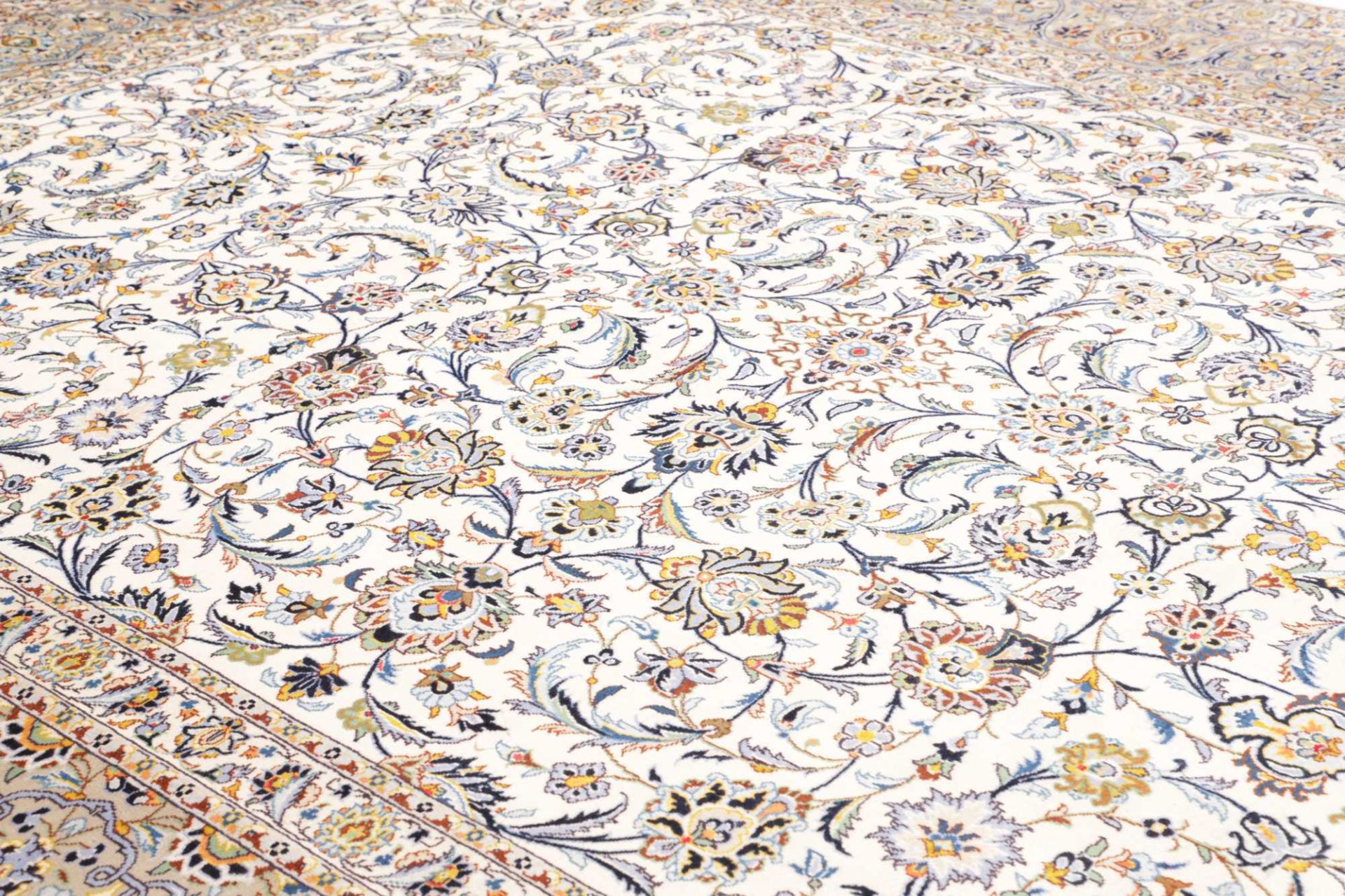 Kashan Perserteppich aus Iran, 309 × 429 cm