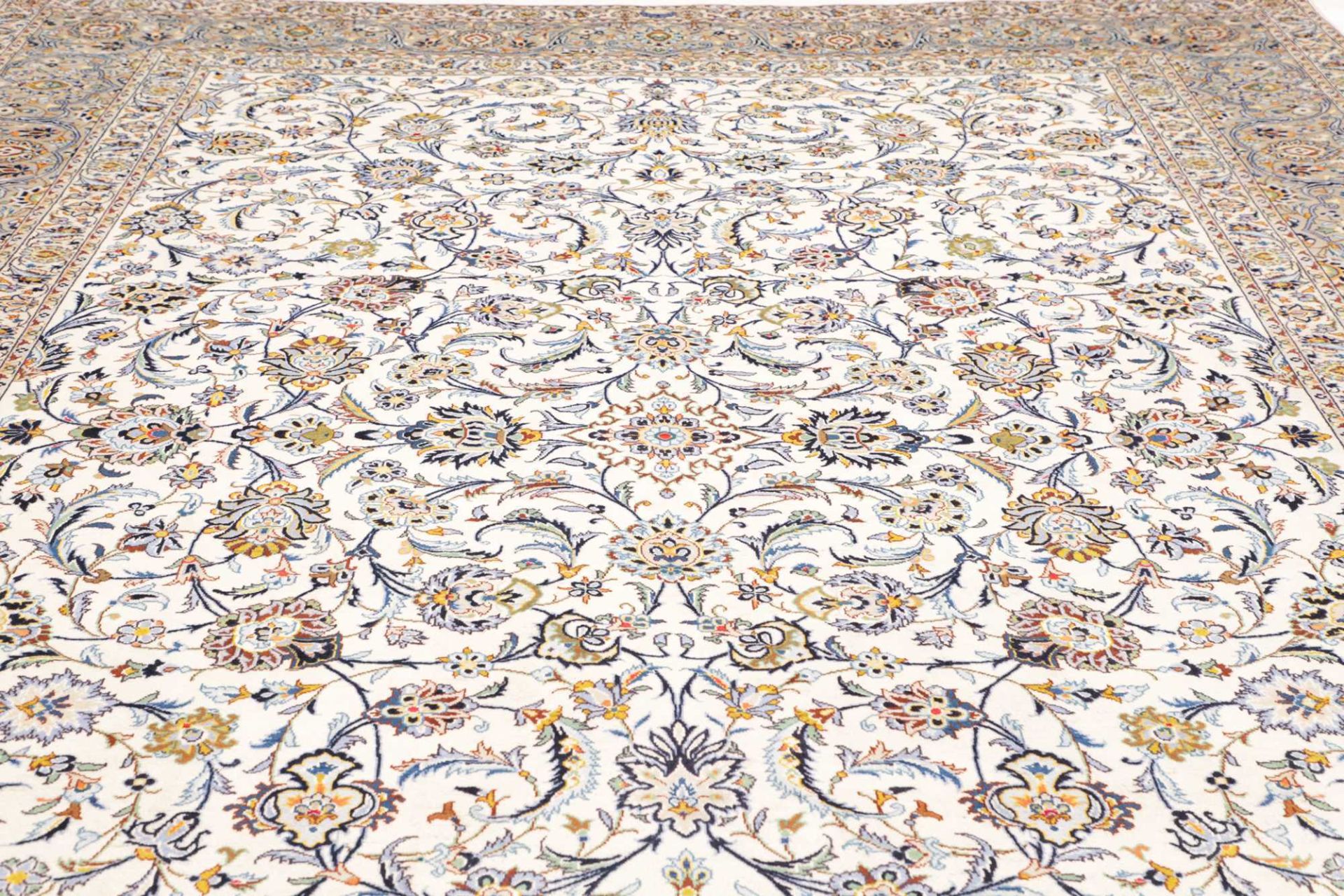 Kashan Perserteppich aus Iran, 309 × 429 cm